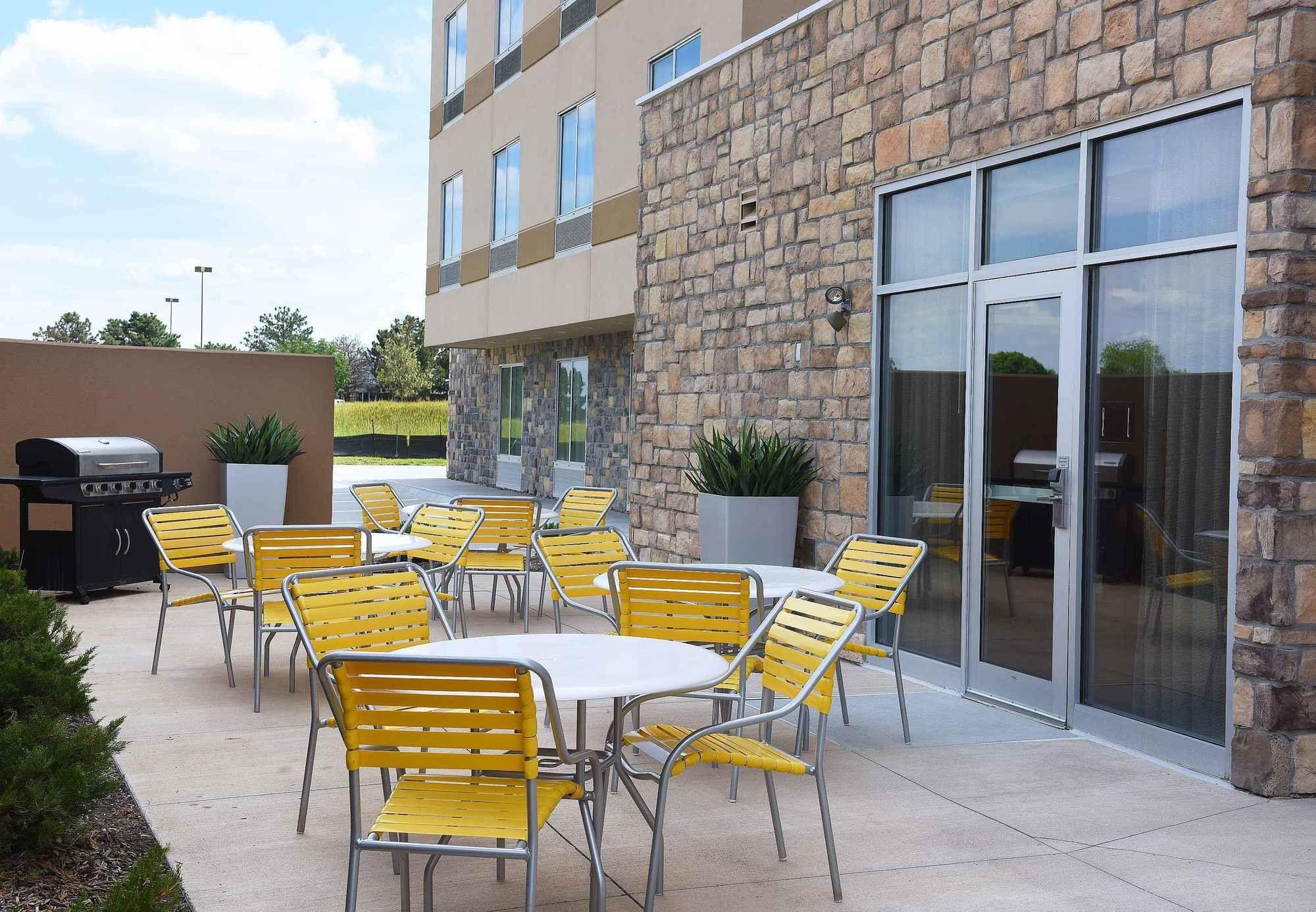 Fairfield Inn & Suites By Marriott Omaha Papillion Bagian luar foto