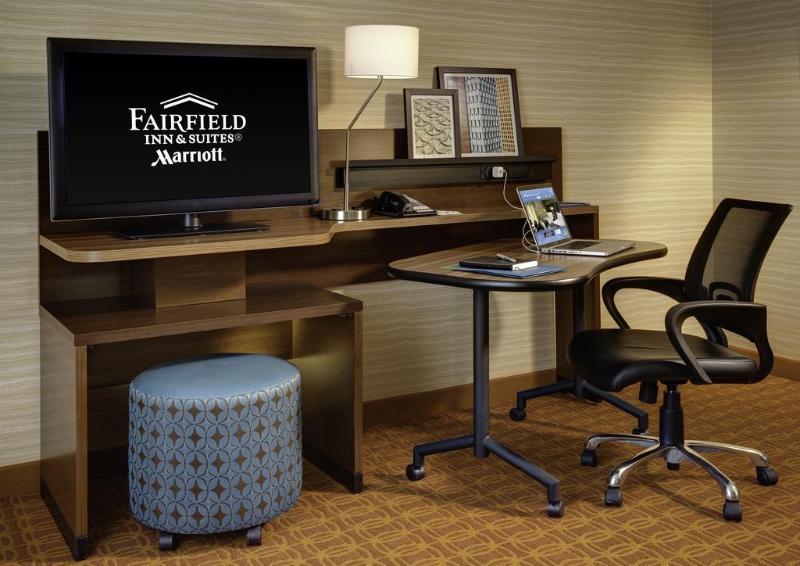 Fairfield Inn & Suites By Marriott Omaha Papillion Bagian luar foto